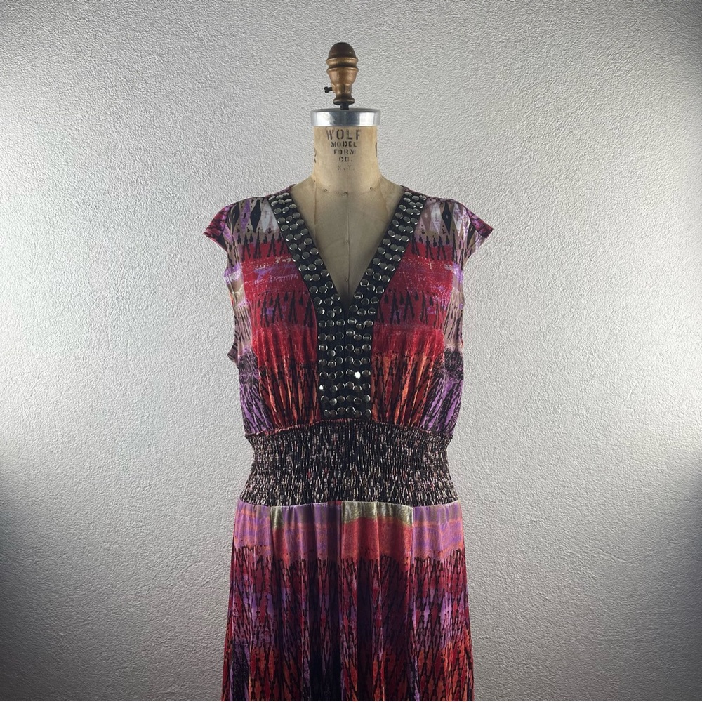 Rabbit Designs l 14 Abstract Tribal Ikat Batik Silver Stud Knit Sleeveless Dress